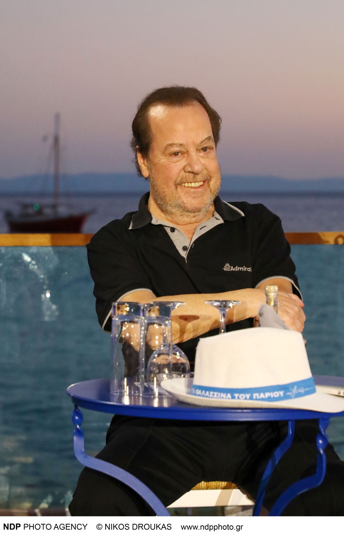 Γιάννης Πάριος