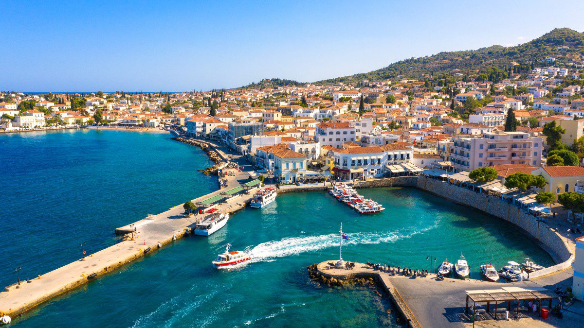 Σπέτσες