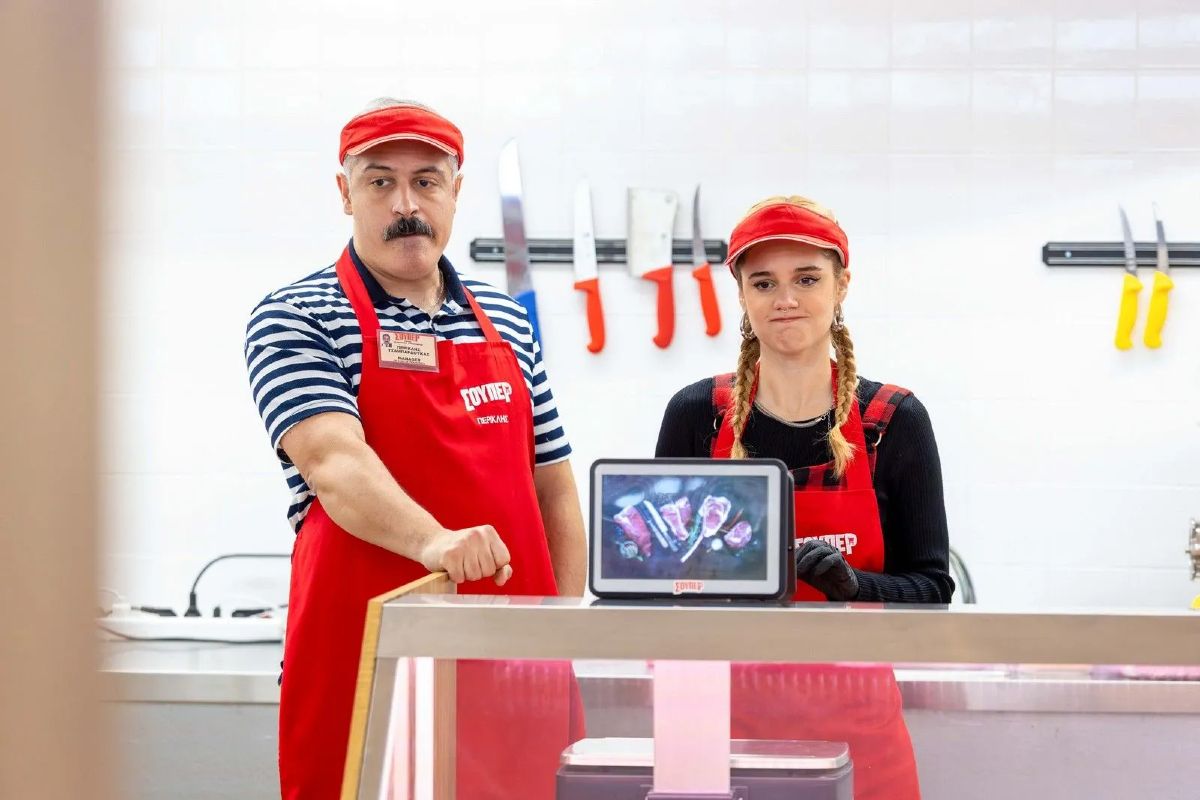 Σούπερ Ήρωες: Η νέα κωμική σειρά του ΑΝΤ1 με τον Μπέζο - Τι τηλεθέαση έκανε στην πρεμιέρα εχθές 6/4;