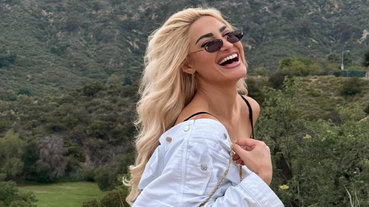 Ιωάννα Τούνη: Δείχνει με ποιο μεσημεριανό  καίει το λίπος στην κοιλιά – Το μυστικό για να βγεις στην παραλία σε 1 μήνα!