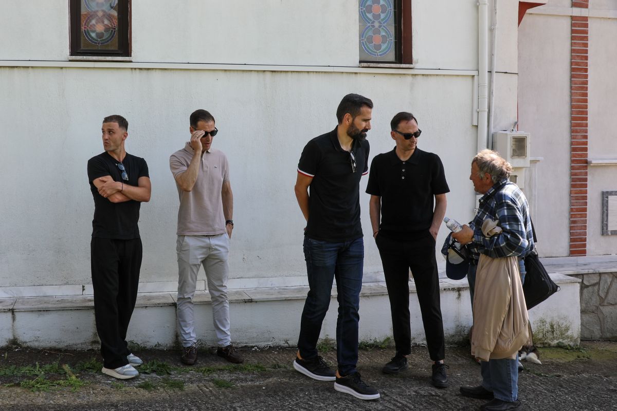 Κηδεία Παρασκευά Άντζα