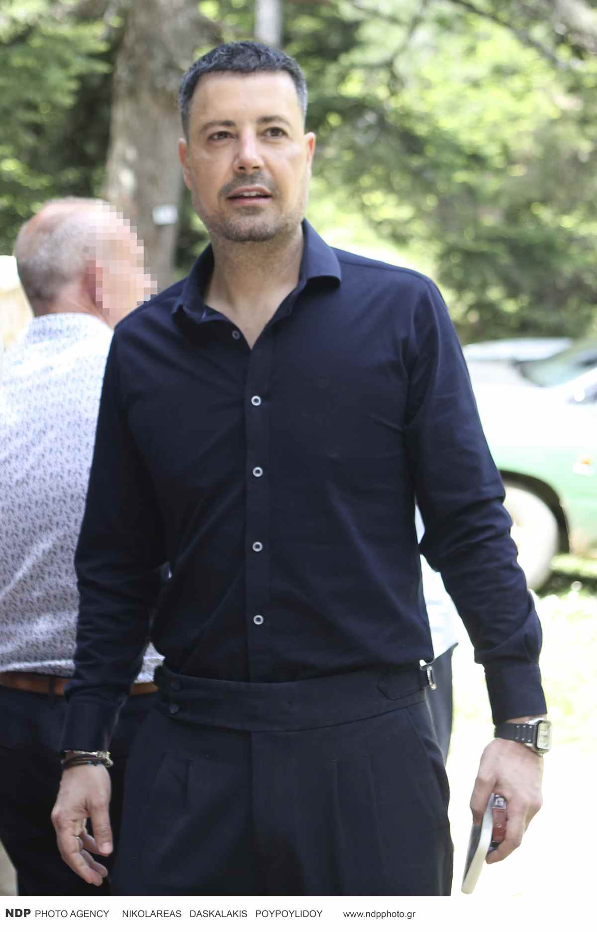 Πάνος Μουζουράκης – Μαριλού Κόζαρη: Βάφτισαν τον γιο τους! Νονά η Παπαρίζου