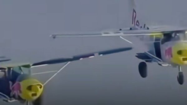 Red Bull πιλότοι