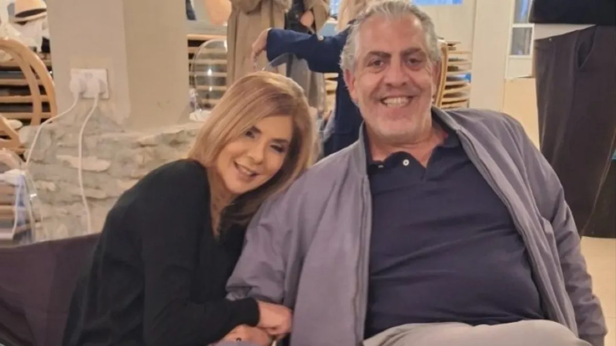 Η Βάσια Παναγόπουλου στα γυρίσματα με αμαξίδιο