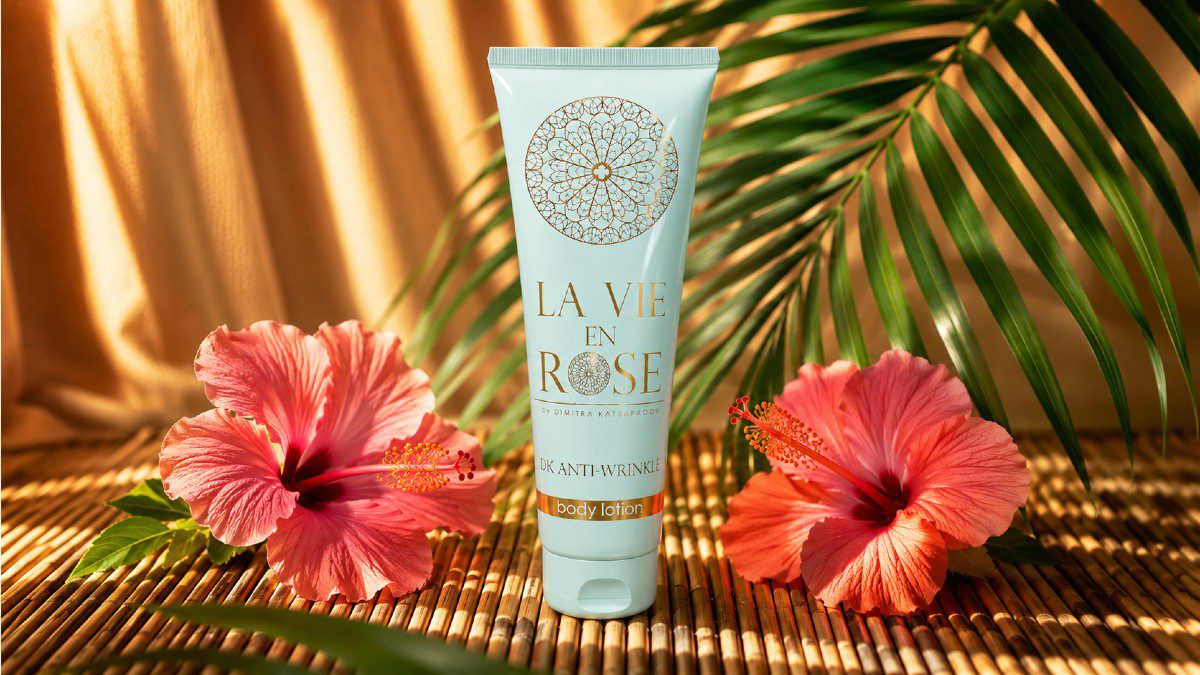 La Vie En Rose: Τα beauty essentials που δεν πρέπει να λείπουν από την καλοκαιρινή σου τσάντα!