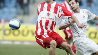 Σπαραγμός στον Ολυμπιακό: Πέθανε παλαίμαχος ποδοσφαιριστής στα 49 του - Ποιος είναι