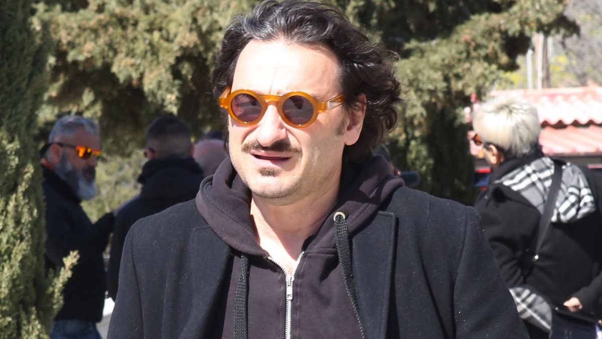 Βασίλης Χαραλαμπόπουλος