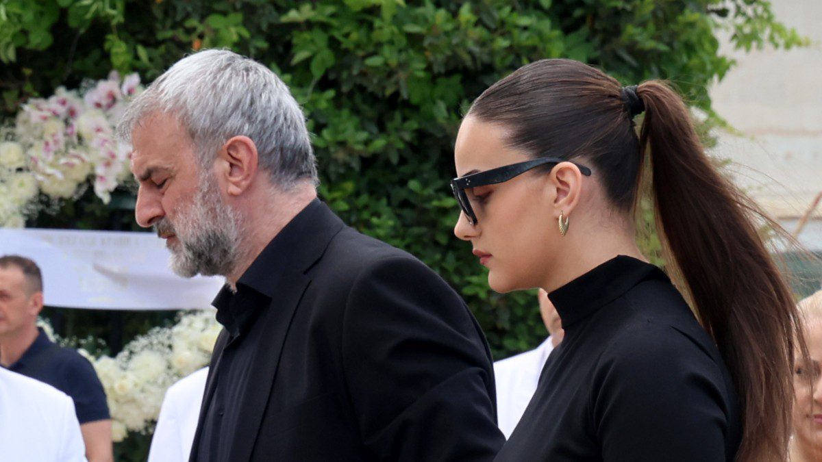 Δέλλας Βικτώρια κηδεία Μαστροκώστα