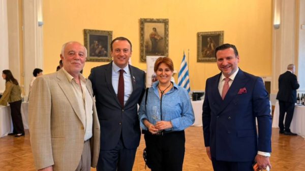 Γεωργία, το Λίκνο του Οίνου: Μια στρατηγική συνάντηση υψηλής αισθητικής στη Λέσχη Αξιωματικών