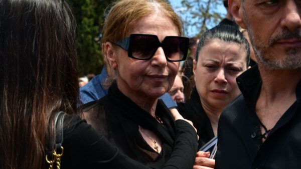 Κηδεία Γωγώς Μαστροκώστα