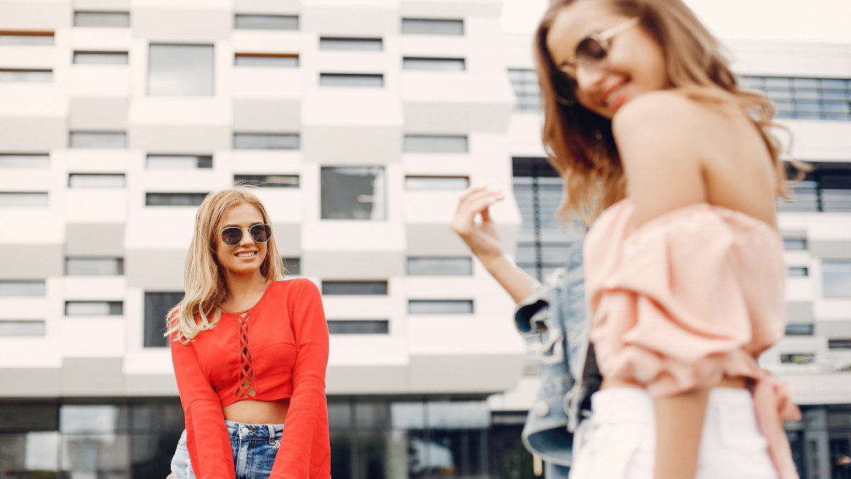 Χτένισμα στο street style
