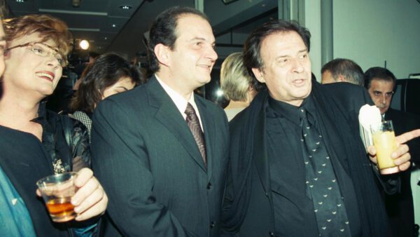 καρράς