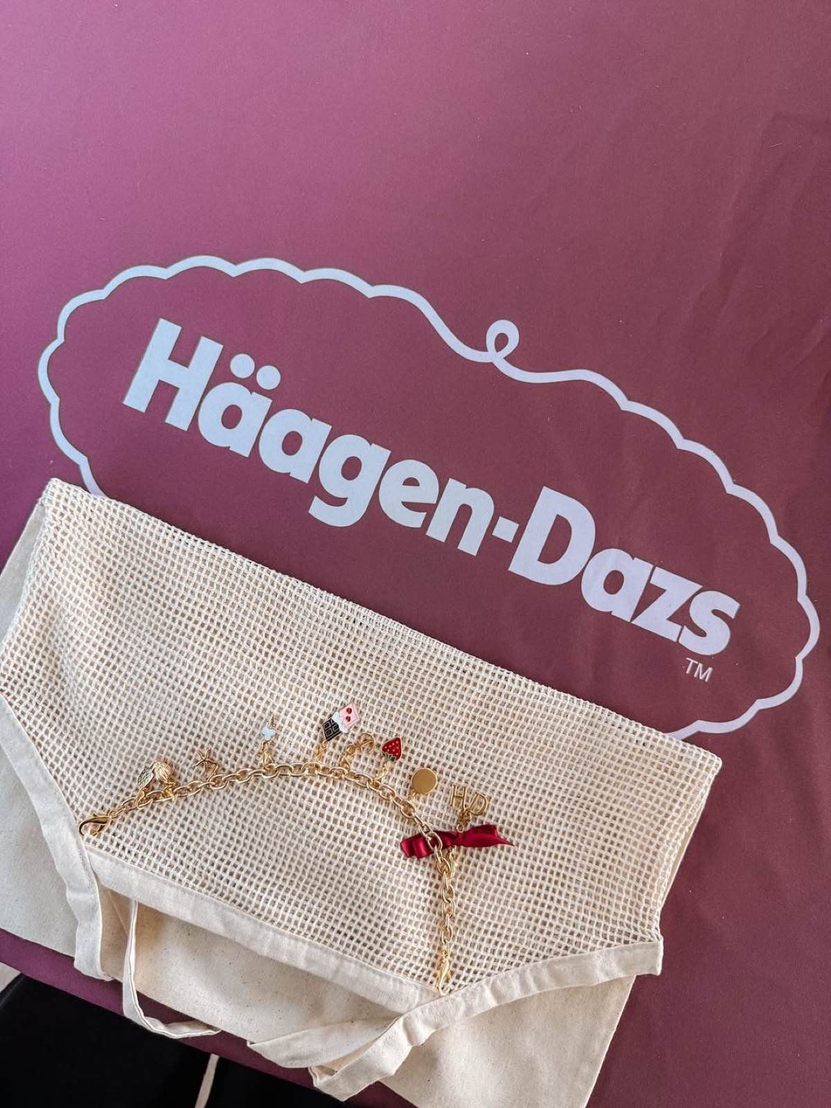 Τι συνέβη στο πιο luxurious yacht party της Häagen-Dazs στην Αθηναϊκή Ριβιέρα