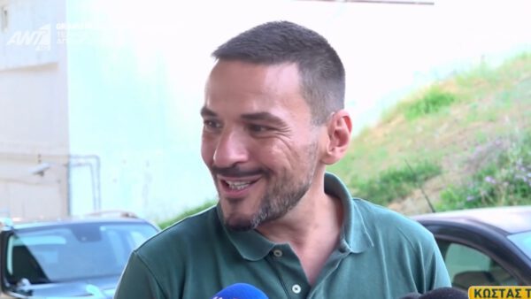 Κώστας Τσούρος