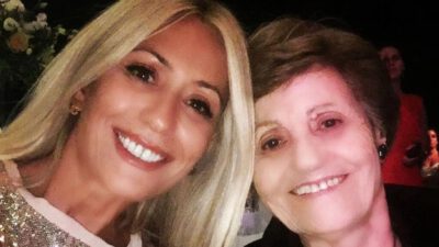 Η Μαρία Μπακοδήμου με τη μαμά της