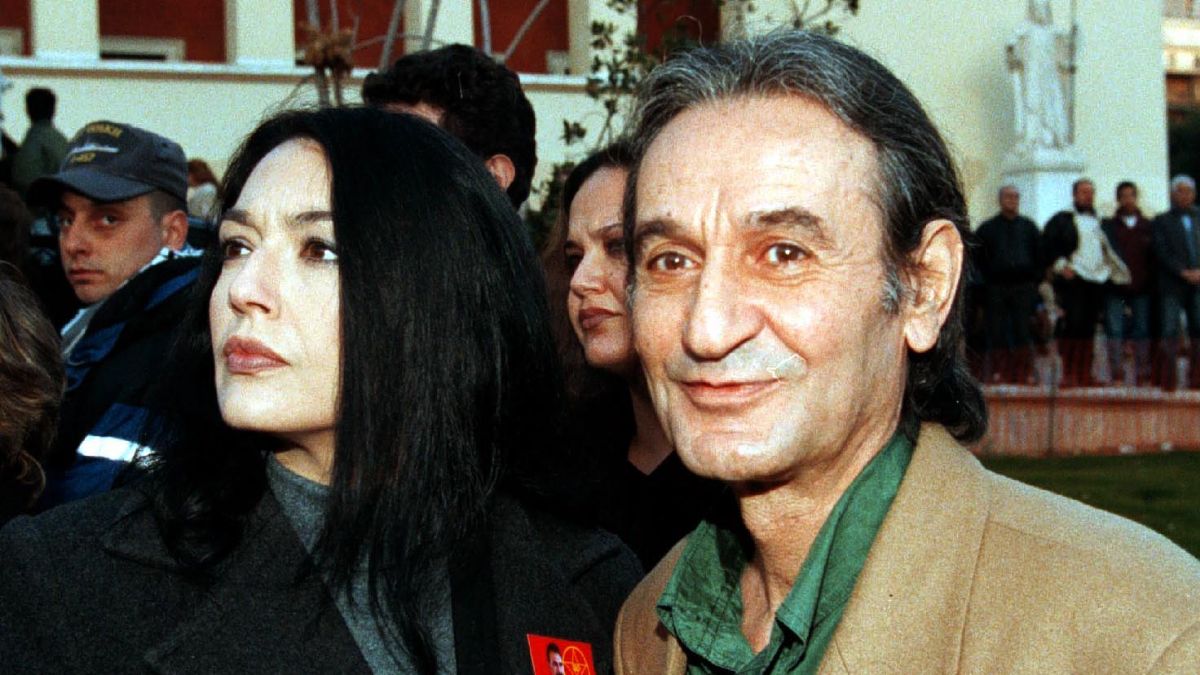 Μουστάκας