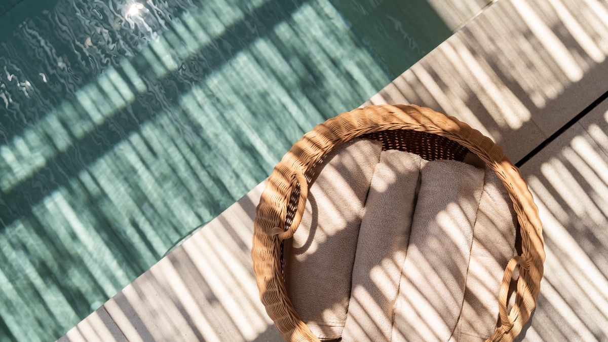 Pefki Luxury Suites: Η ήσυχη δύναμη της πολυτέλειας στην αυθεντική Τέλενδο