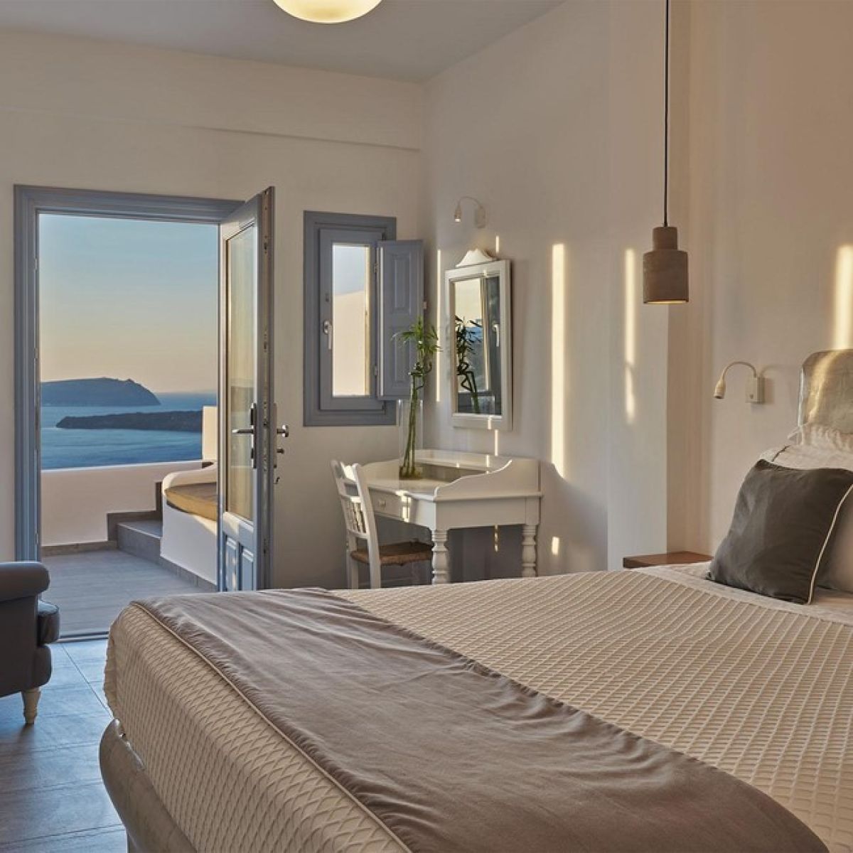 Apanemo Hotel & Suites: Το πιο chic καταφύγιο του φετινού καλοκαιριού βρίσκεται στη Σαντορίνη!