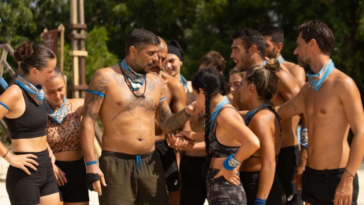 Survivor επαρχιώτες