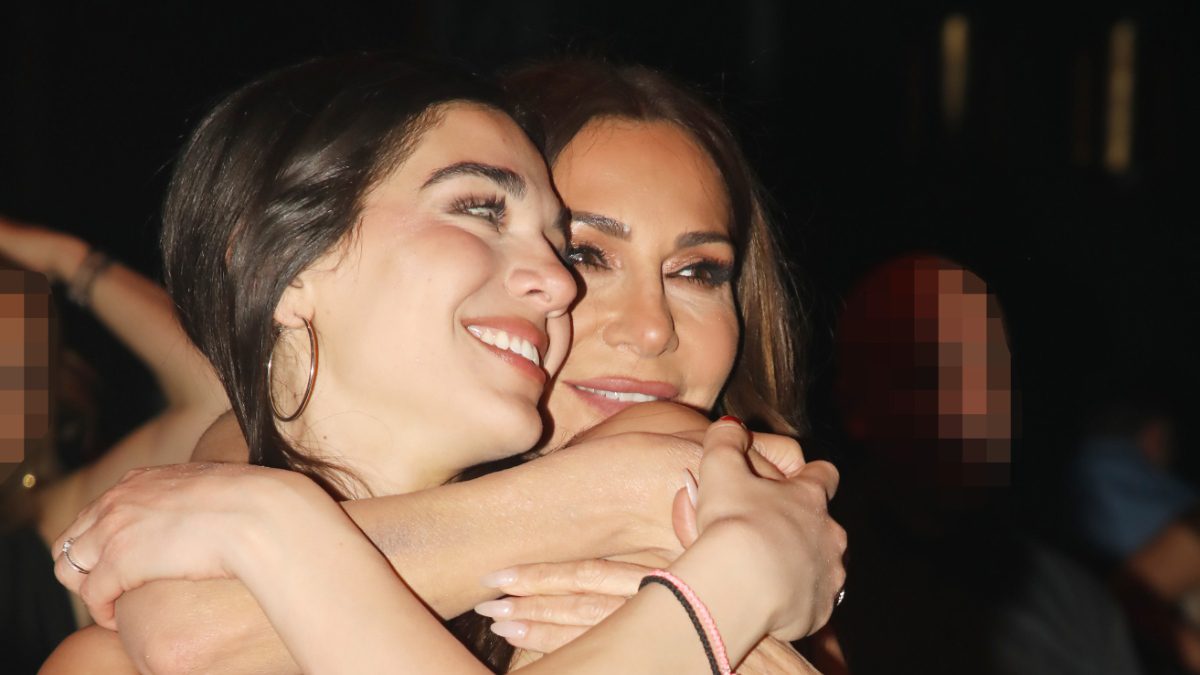 Δέσποινα Βανδή Μελίνα Νικολαΐδου