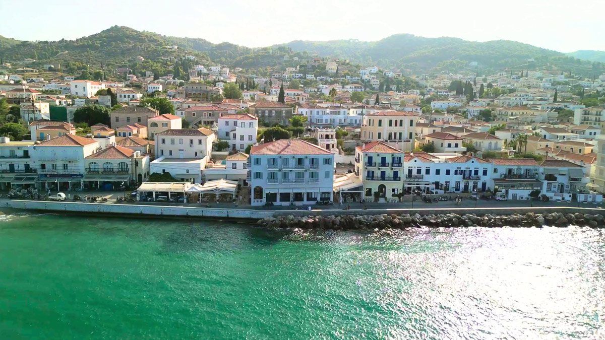 Aurora Rooms & Suites: Το boutique καταφύγιο στις Σπέτσες που συνδυάζει πολυτέλεια και χαλάρωση!