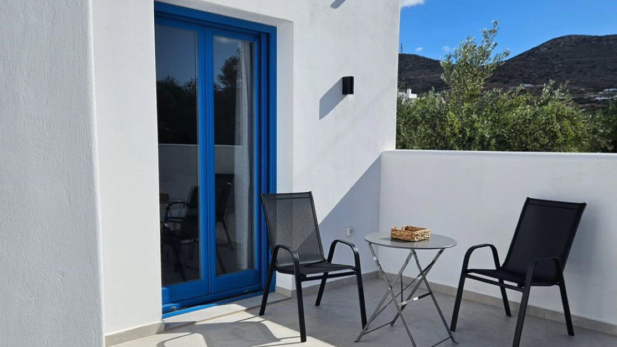Το Parian Nissos Harmony Living είναι ο λόγος να δεις την Πάρο… αλλιώς