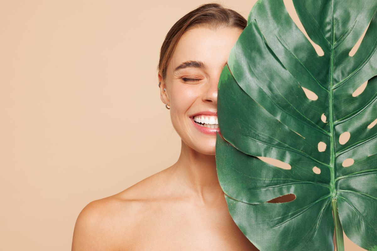 La Vie En Rose: Τα beauty essentials που δεν πρέπει να λείπουν από την καλοκαιρινή σου τσάντα!