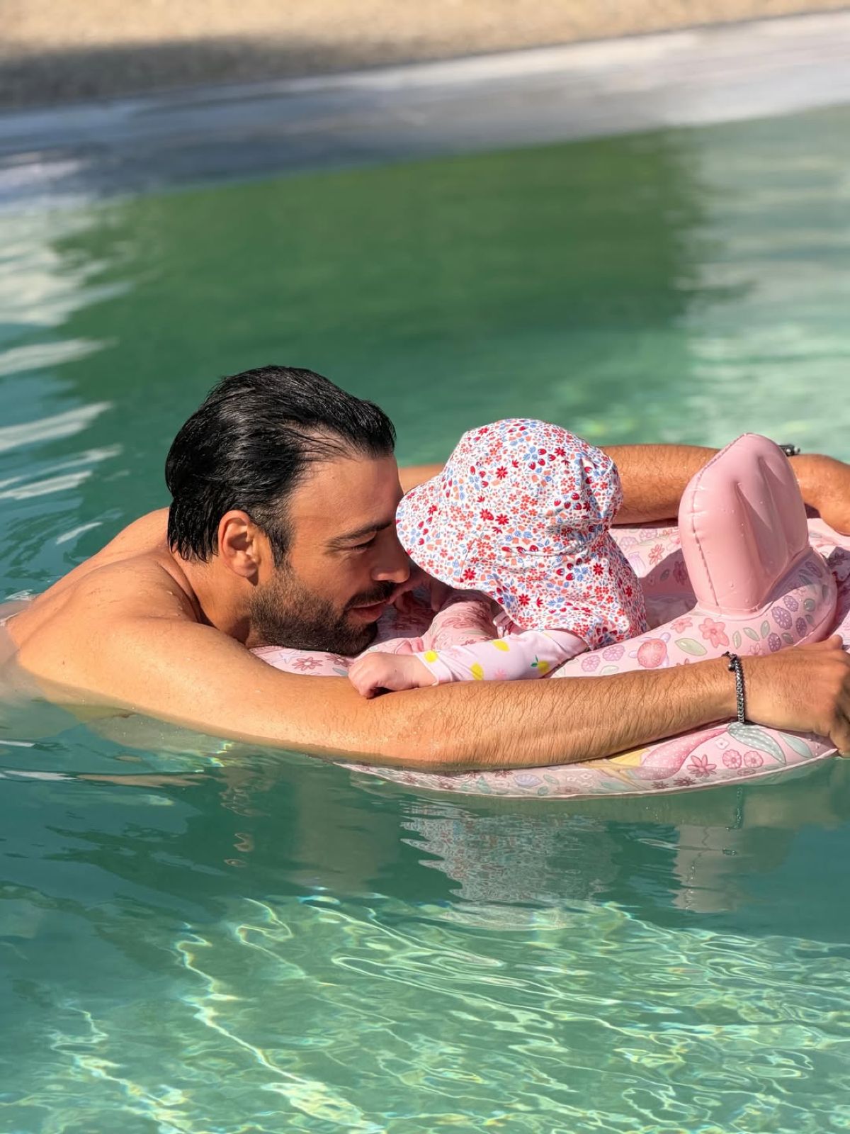 Ο Ανδρέας Γεωργίου με την κόρη του
