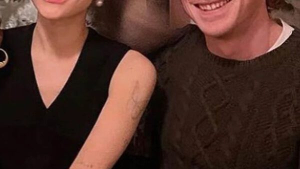 Ariana Grande Ethan Slater