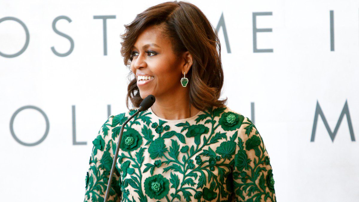 Η Michelle Obama με φούστα