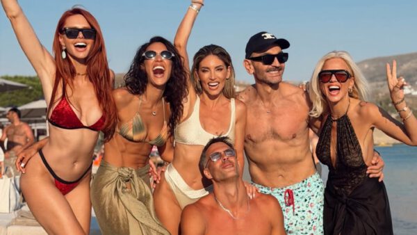 Φωτογραφίες από το pre-wedding party της Αθηνάς Οικονομάκου