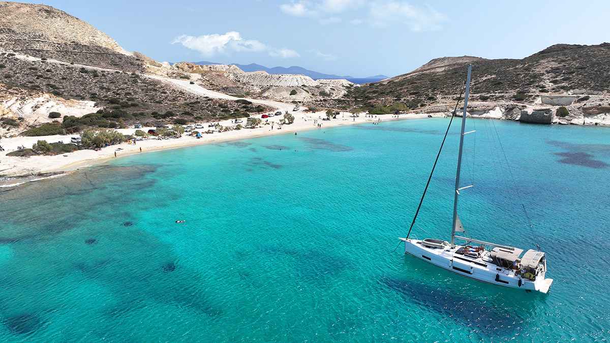Κίμωλος: Το αυθεντικό κυκλαδίτικο καταφύγιο που θα σε κάνει να ερωτευτείς το Αιγαίο
