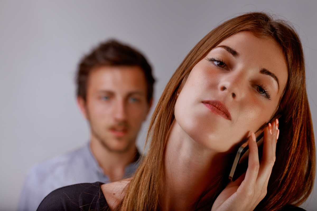 Micro-cheating στις σχέσεις
