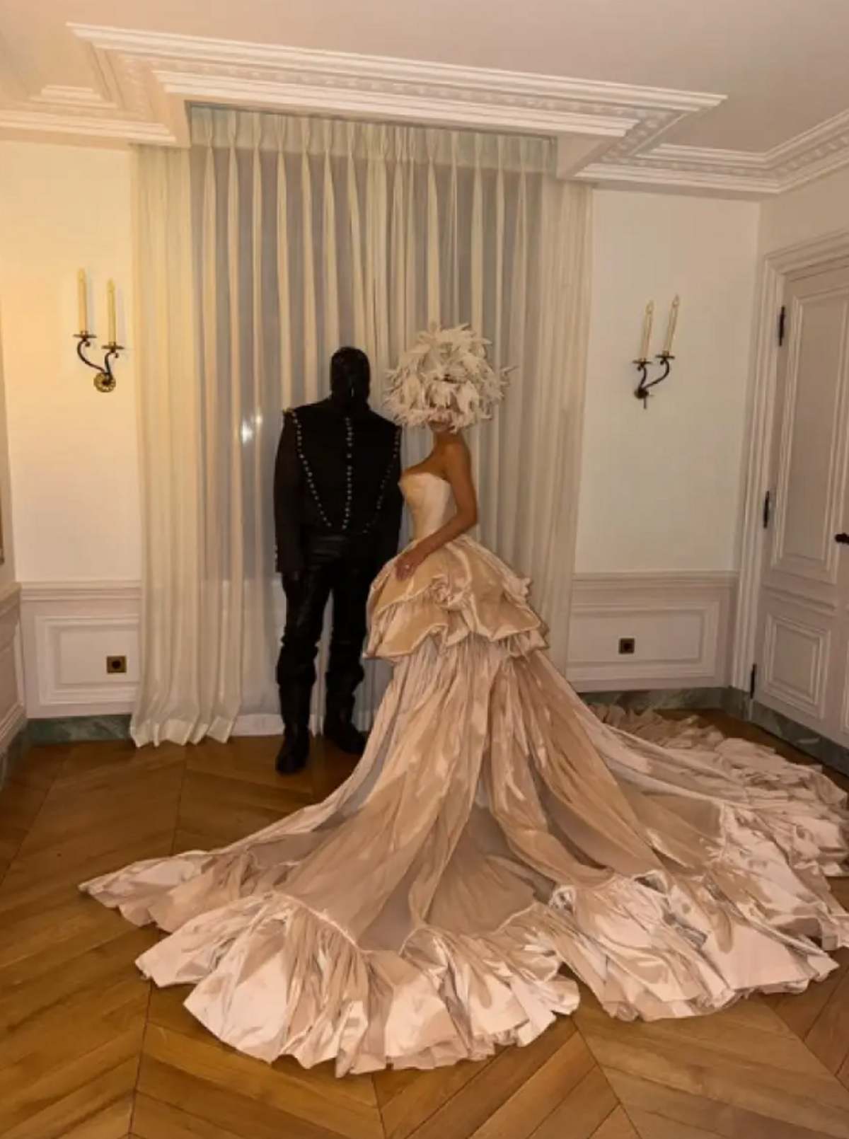 Kanye West & Bianca Censori