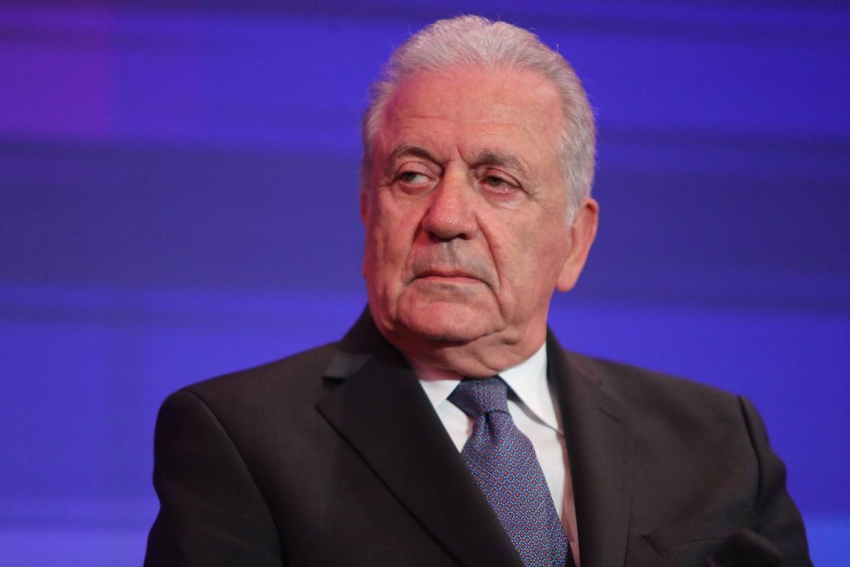 Δημήτρης Αβραμόπουλος