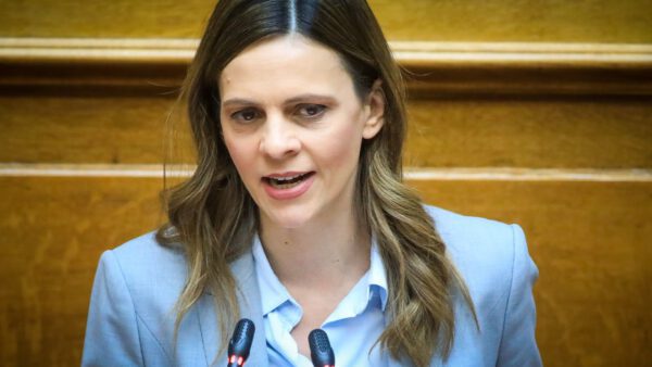 Έφη Αχτσιόγλου