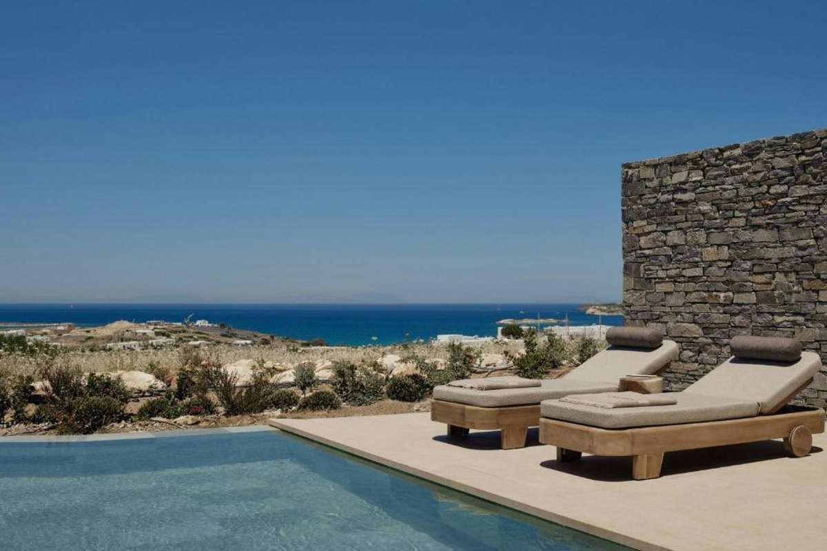 Orosea Paros