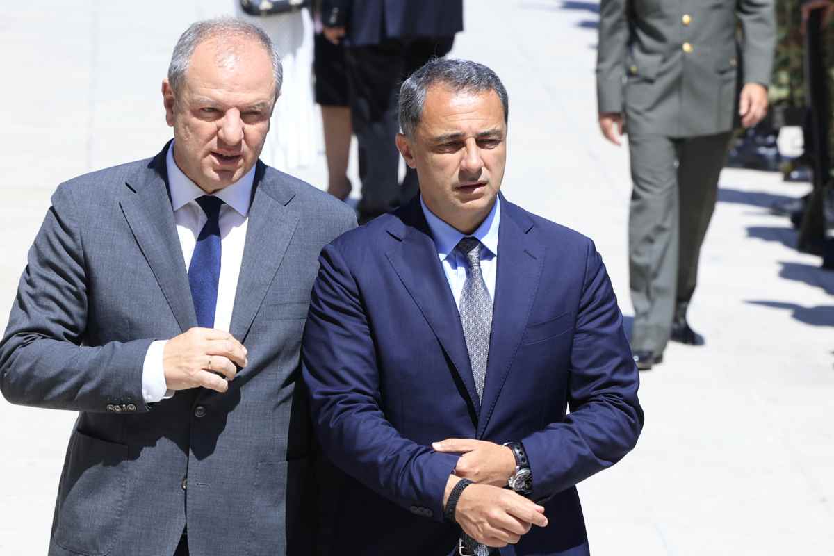 Κηδεία Ταγαρά