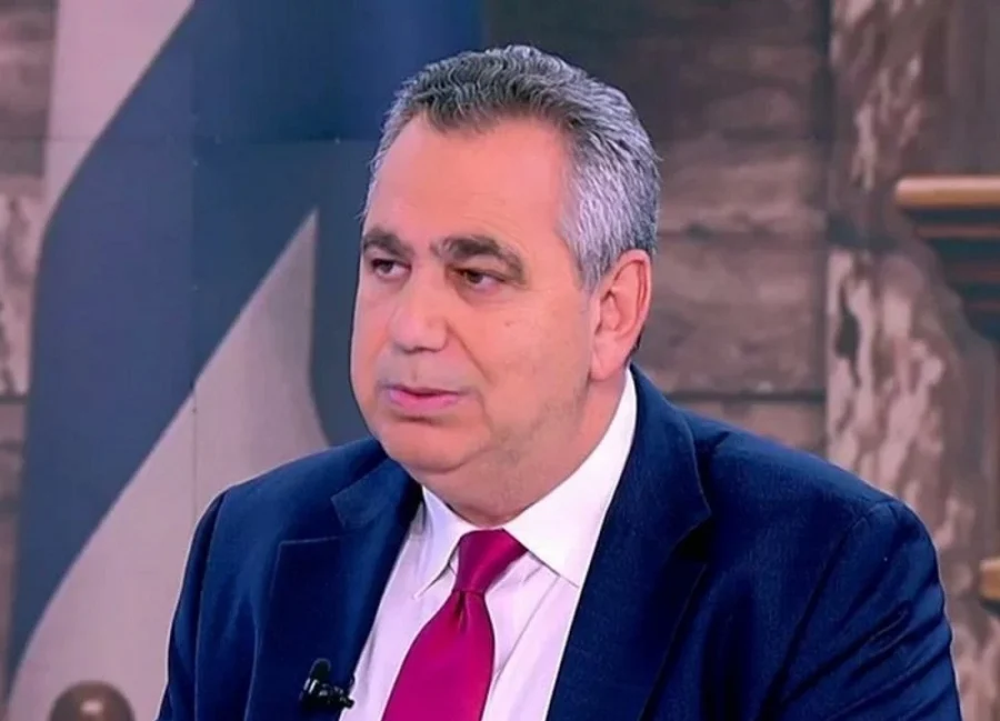 Βασίλης Χιώτης