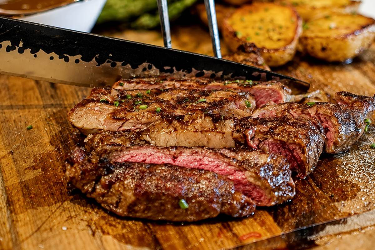 Nisos Opa Restaurant: Ένα ταξίδι γεύσεων σε έναν ιστορικό χώρο της Ρόδου!