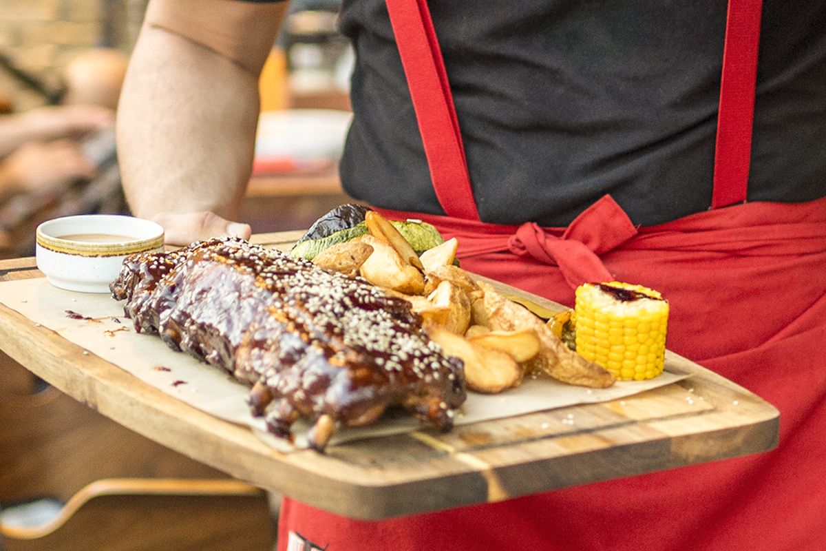 Meat Street Rhodes: To εστιατόριο στη Ρόδο που οι meat lovers δεν πρέπει να χάσουν με τίποτα!