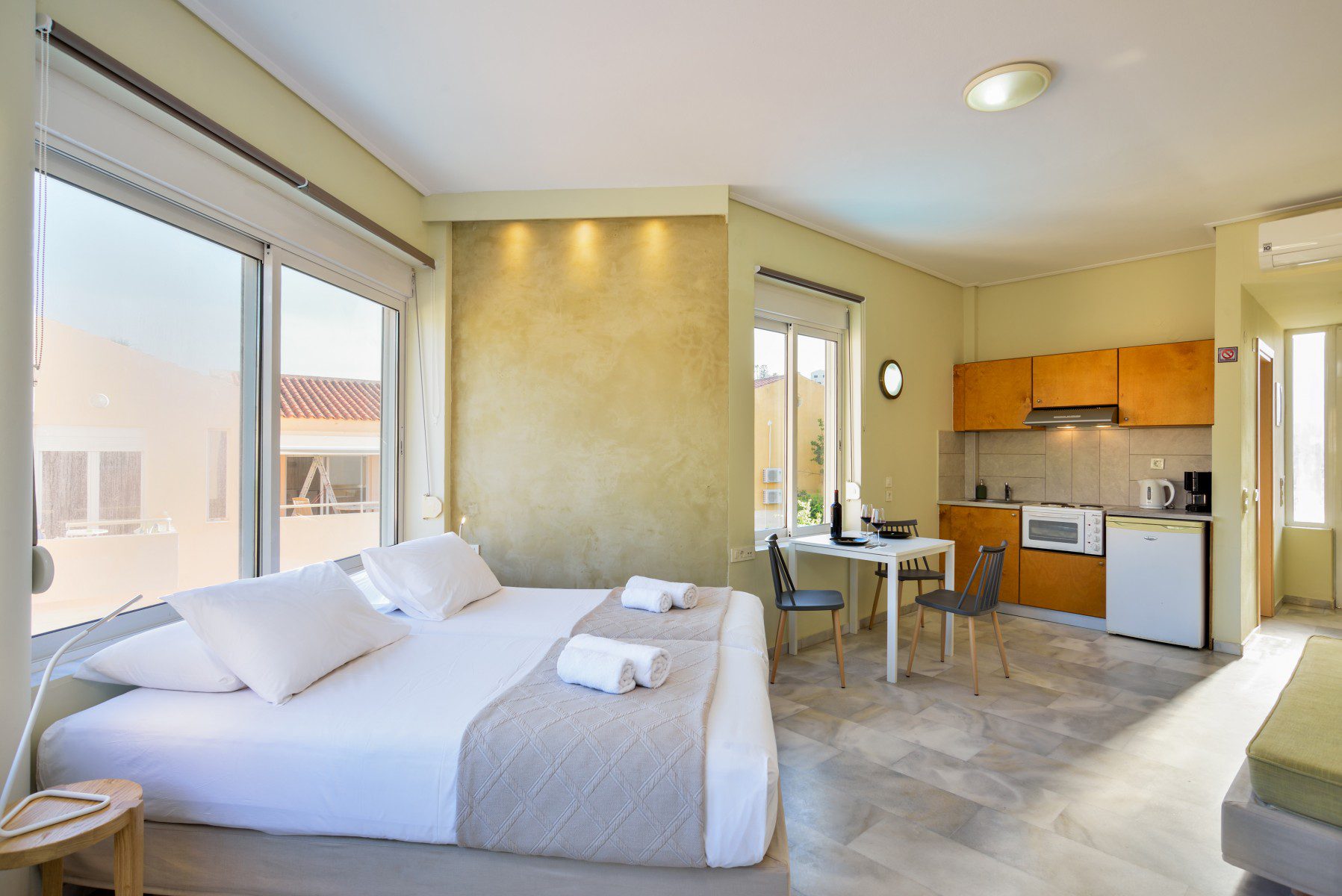 Elma’s Dream Apartments: Η «χρυσή» απόδραση που επαναπροσδιορίζει τη φιλοξενία στα Χανιά