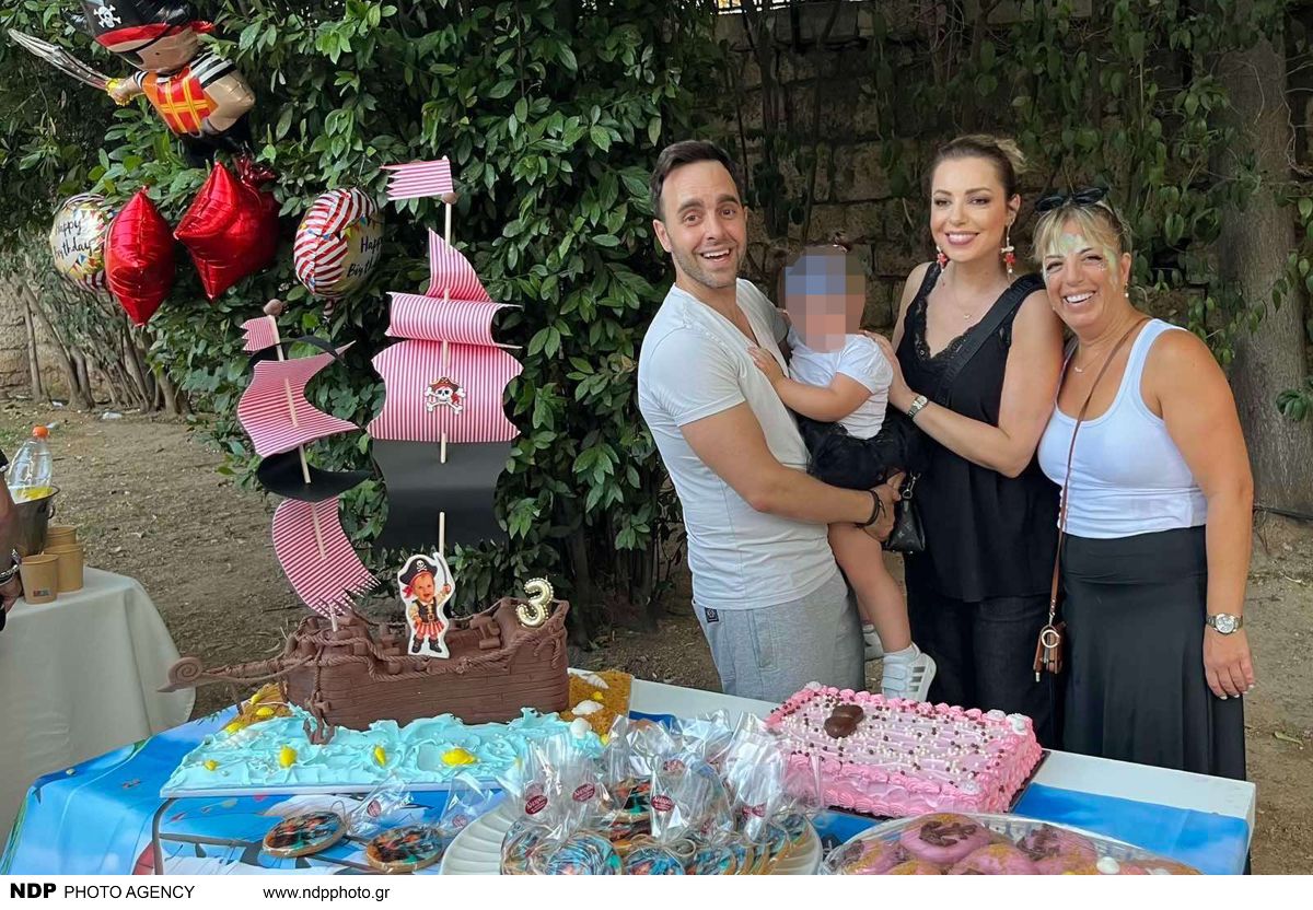 Τα γενέθλια της βαφτιστείρας του Γιώργου Παπαδάκη