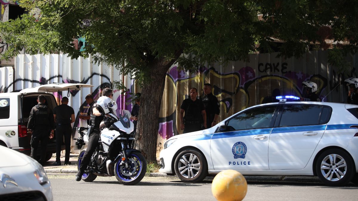 Εντοπίστηκε βαλίτσα με ανθρώπινα μέλη στην Κυψέλη