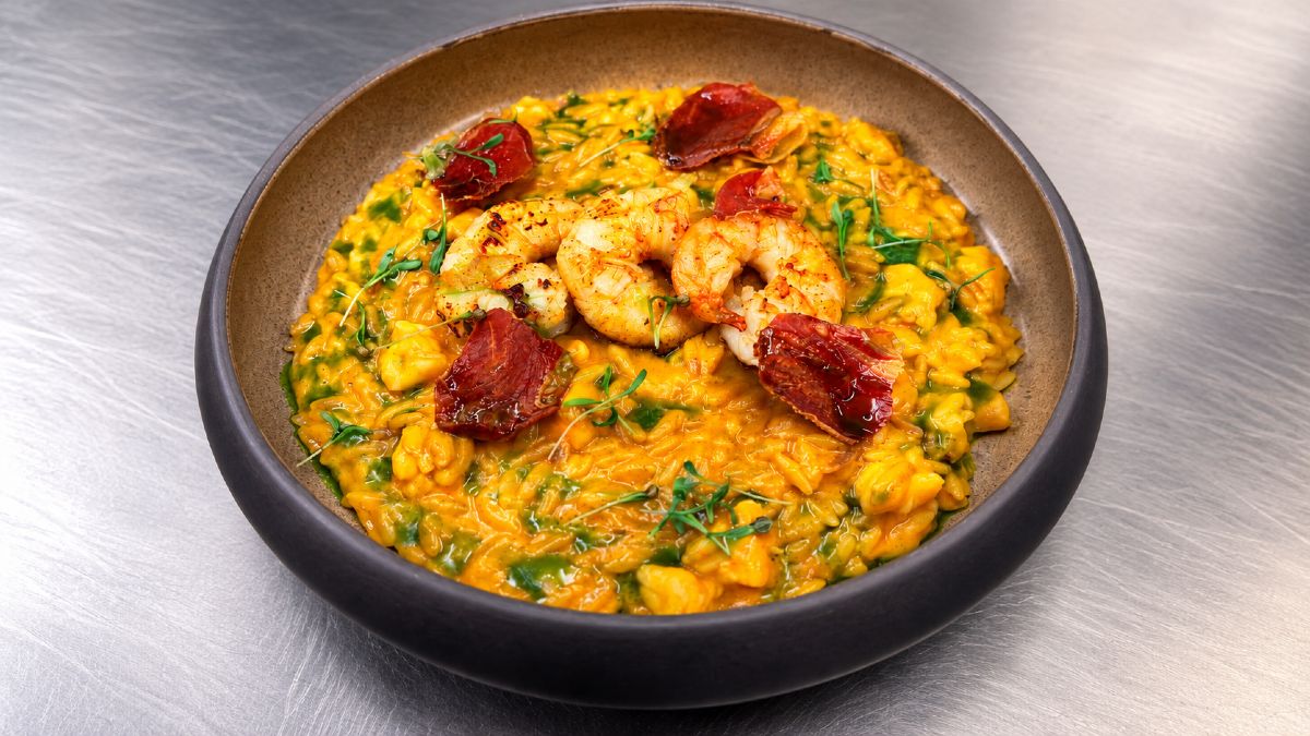 Cavos Restaurant