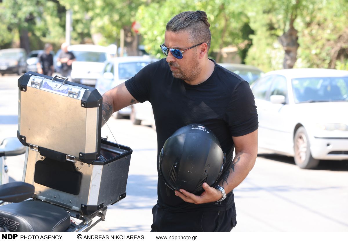 Κηδεία Καριέρε