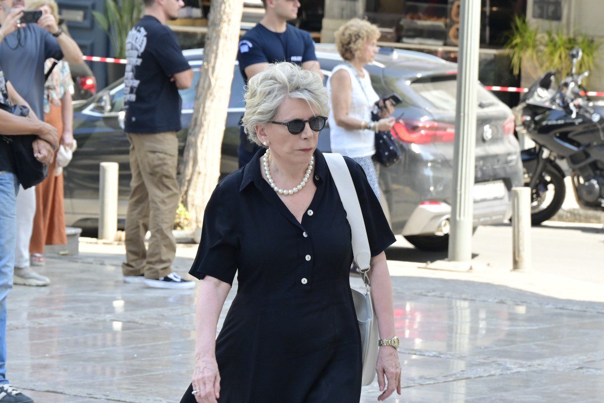 κηδεία κοντού