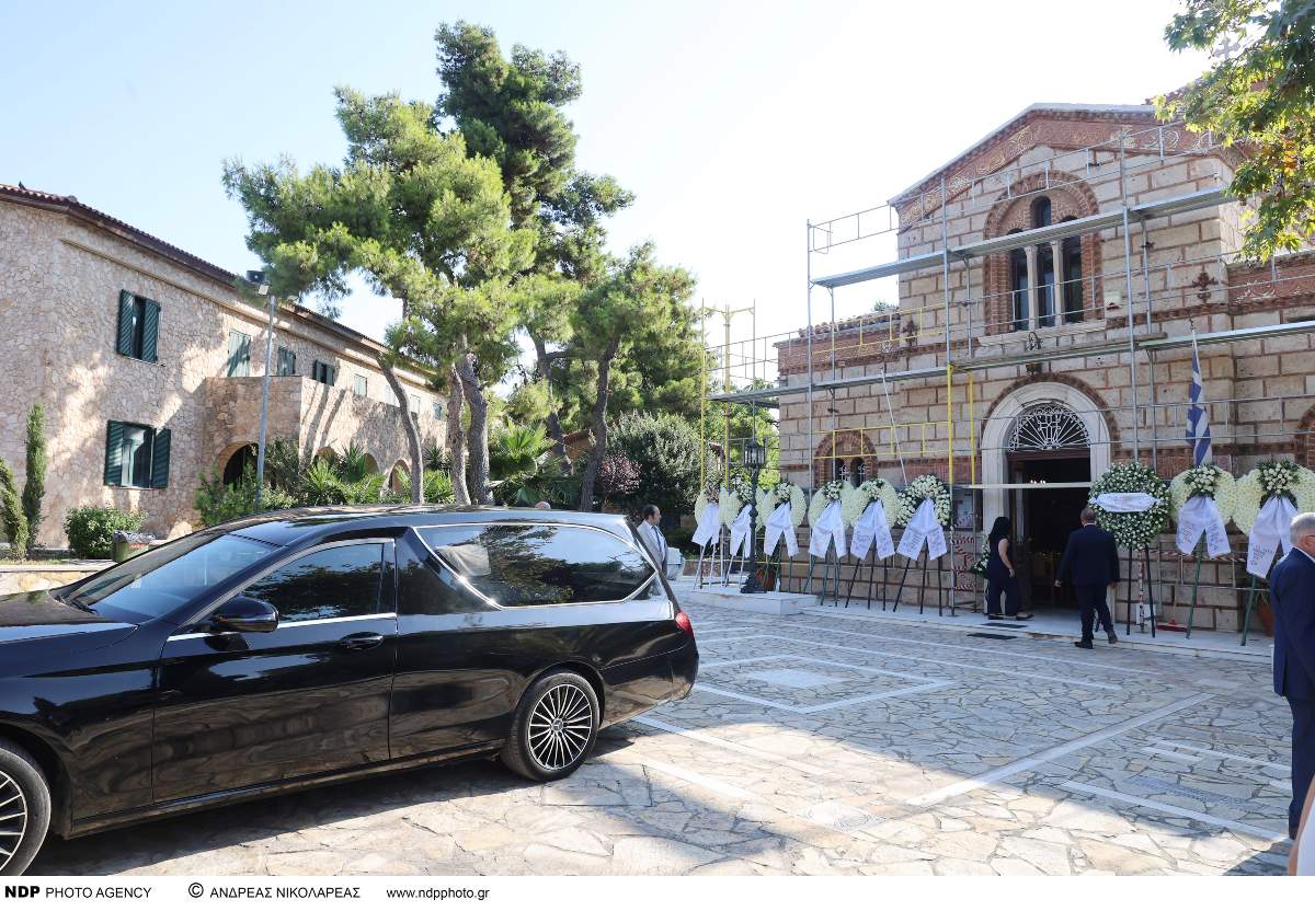 Μαίρη Λίντα κηδεία