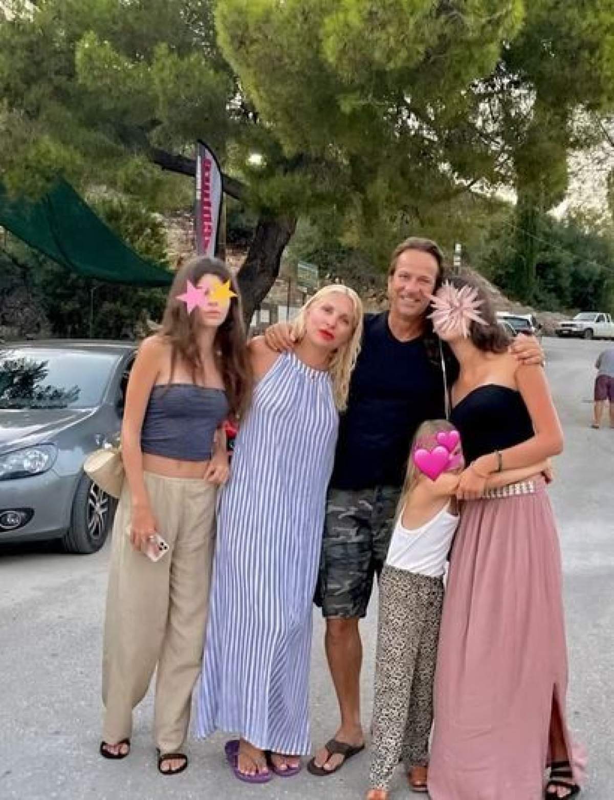 Μενεγάκη κόρες