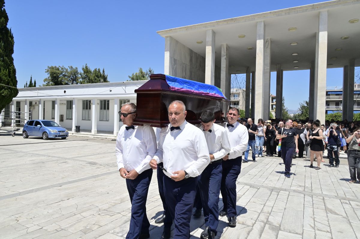 Κηδεία Πάολα Ρεβενιώτη